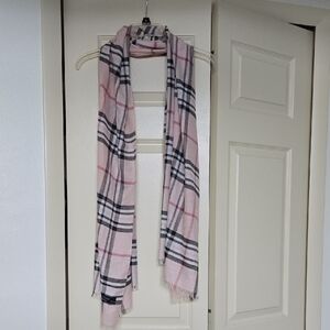 V. FRAAS Pink and Black Checkered Scarf